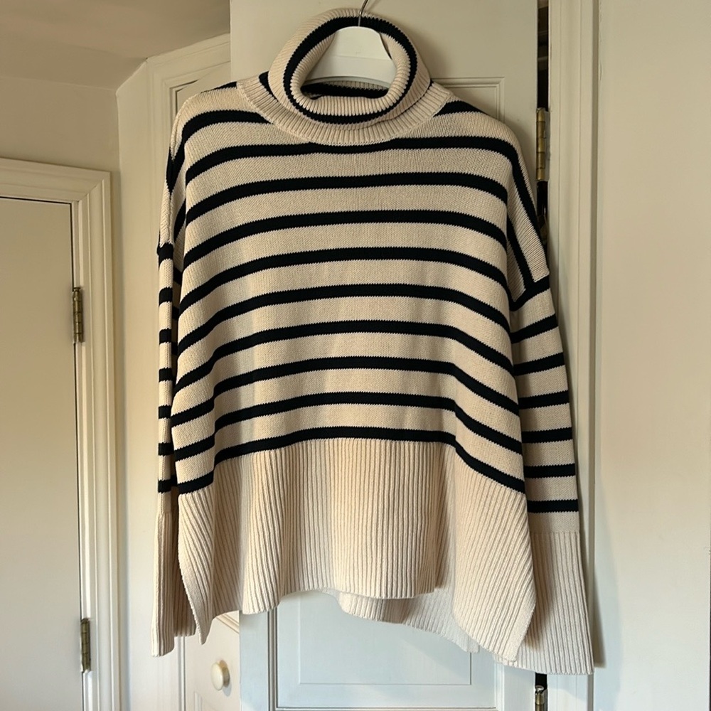 Gap Oversized Turtleneck Sweater